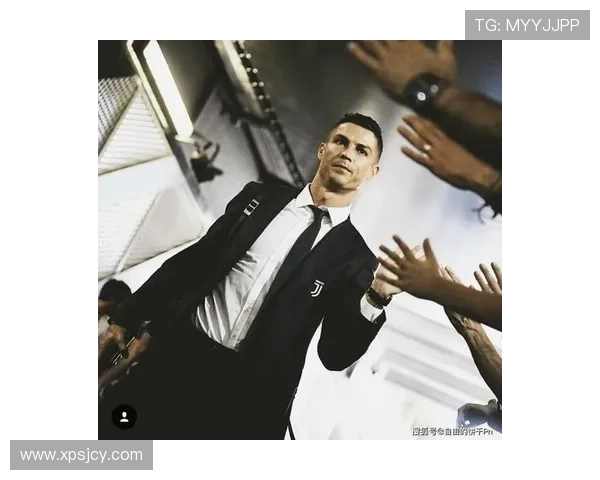 外国足球明星精彩带球瞬间集锦让你领略足球魅力与技巧的完美结合